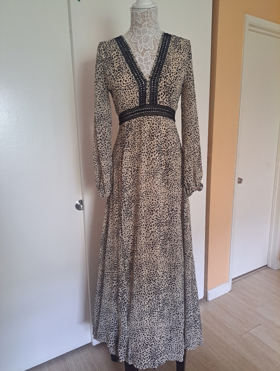 Baltic Born Dresses & Skirts - Dress Baltic Born Cream and Black Printed Long Sleeve Maxi Dress